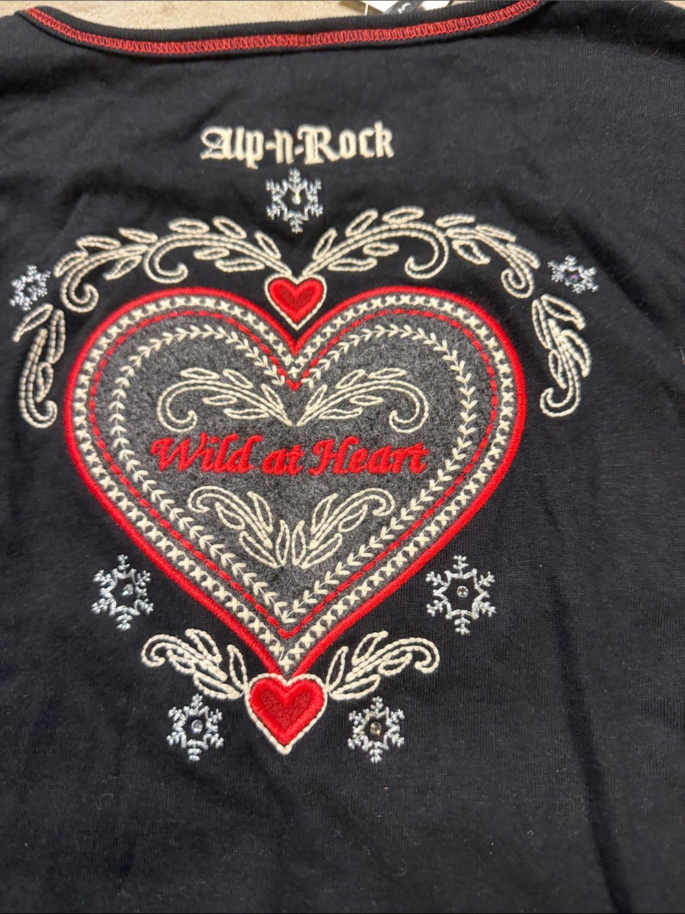 NWT Gorsuch Black Long Sleeve Henley Tee with Red Trim Park City